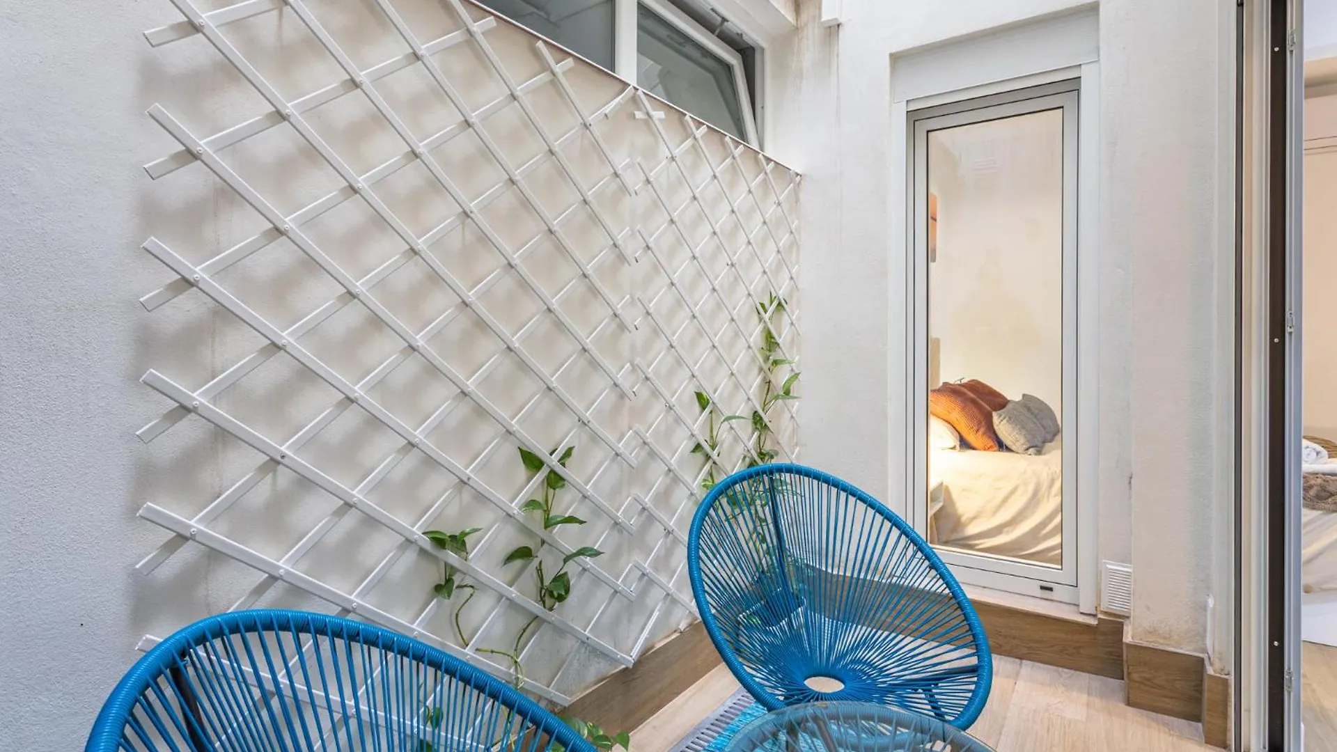 Gavidia Home Suite Seville 0*,  Spain